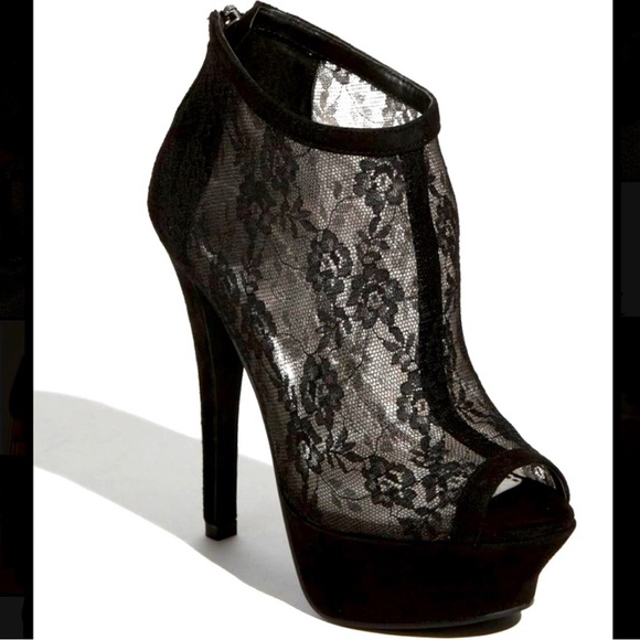BEBE Platform Heel Olivia Lace Booties Black 7 - Picture 2 of 5